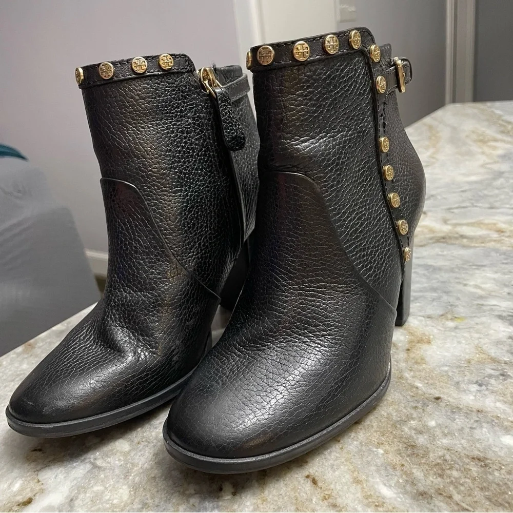 Tory Burch excellent pre